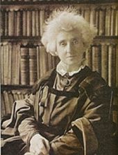 Black and white photo of astronomer Margaret Lindsay Huggins in older age